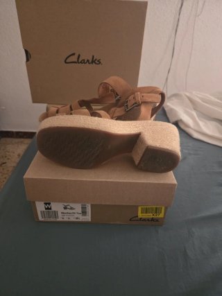 Sandalias Clarks Beige/Marrón Talla 39.5