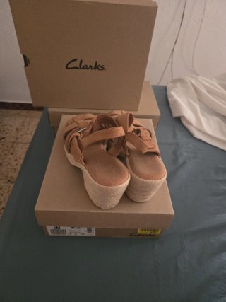 Sandalias Clarks Beige/Marrón Talla 39.5
