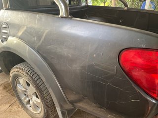 Mitsubishi L 200 2007