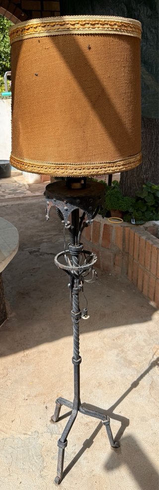 Conjunto lámparas de hierro forjado artesanal.