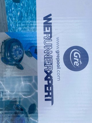 Robot Limpiafondos WERUNNER EXPERT Piscina