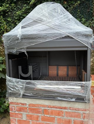 Griglia a convezione con coperchio per forno a carbone