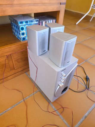 Subwoofer Airis 5.1 Plata