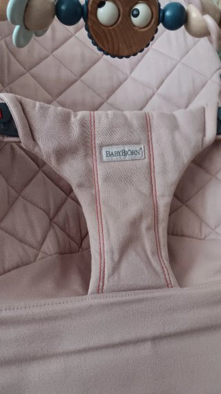 Hamaca Babybjorn con juguete