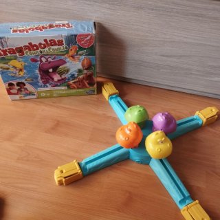 Tragabolas Comilón Comilão Hasbro