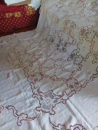 Coperta in lino e pizzo Burano