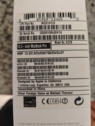 MacBook Pro 13,3 Plata