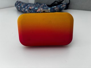 Bolso de mano Escada degradado amarillo y rosa