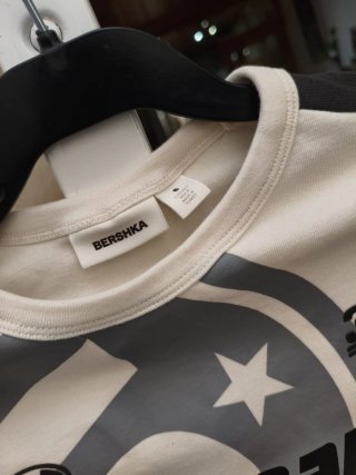 Camiseta Bershka Talla S Diseño Alemania