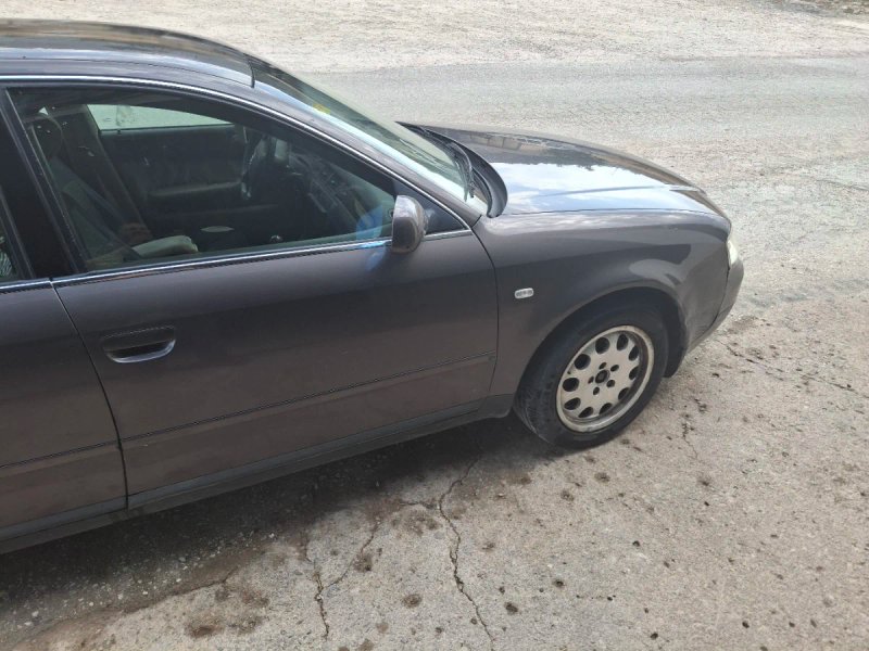 Audi A6 2000 - foto 1