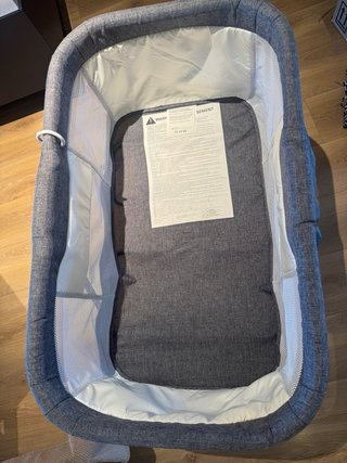 Cuna de viaje plegable