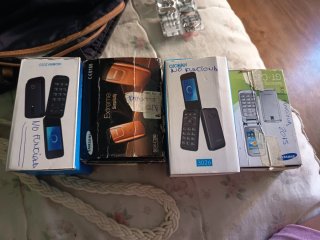 Lote 4 Móviles Alcatel/Samsung (No Funcionan)