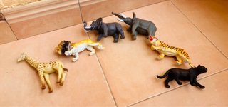 Lote animales jungla: jirafa, león, elefantes, tig