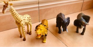 Lote animales jungla: jirafa, león, elefantes, tig