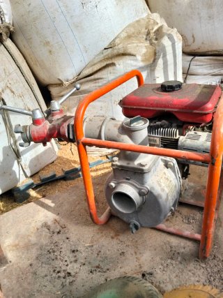 Motobomba Kawasaki FA210D