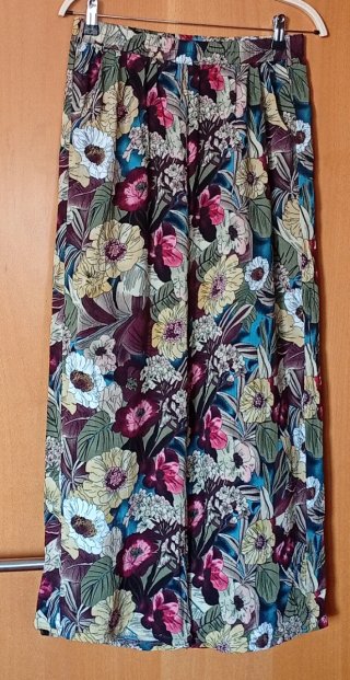 Pantalón ancho estampado floral