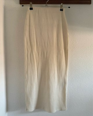Falda larga Pull and Bear beige