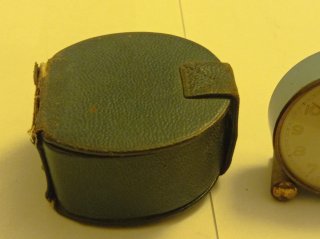 Sveglia vintage da viaggio (riparazione)