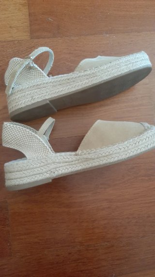 Alpargatas Zara Niña Beige
