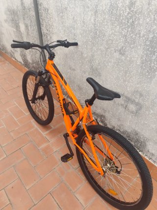 Bicicleta de Montaña Naranja