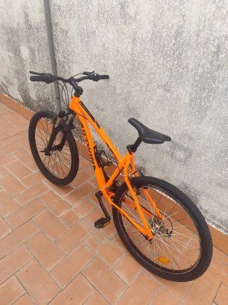 Bicicleta de Montaña Naranja
