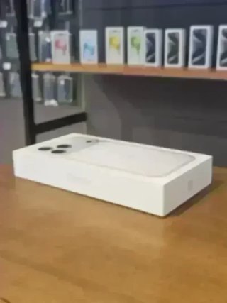 IPHONE 17 PRO MAX 256GB ARGENTO SIGILLATO