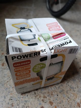 Foco Halógeno 500W con Rejilla Protectora