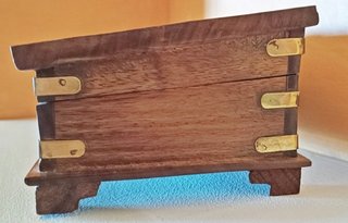 Caja de madera decorada