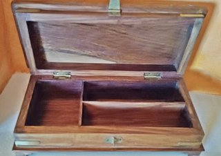 Caja de madera decorada