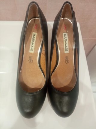 Zapatos de tacón Maríamare negros