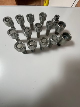 TORNILLOS ANTIRROBO VW GOLF AUDI SEAT VW T4 T5T6.1