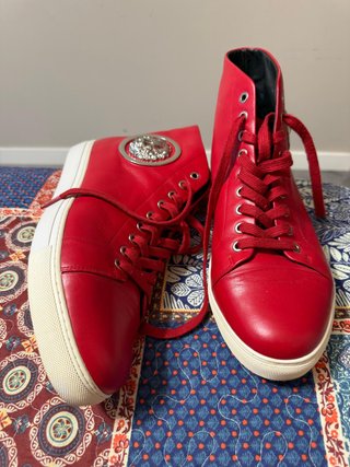 Versace Sneakers Piel Roja Medusa