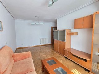 Piso en alquiler en Rejas en Madrid