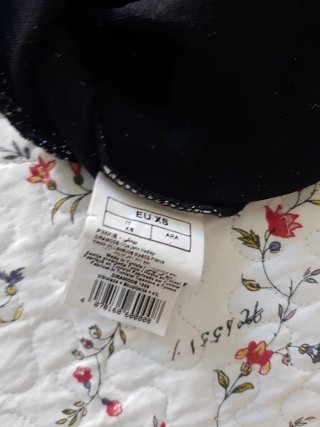 Top brillante negro para Nochevieja