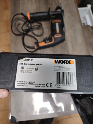 Taladro percutor Worx 600W