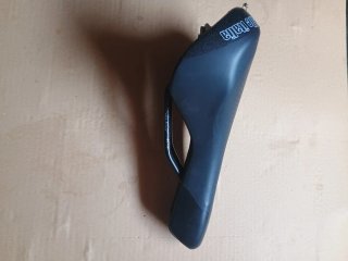 Sillín Selle Italia Gel Flow Negro