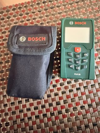 Medidor Láser Bosch PLR 25