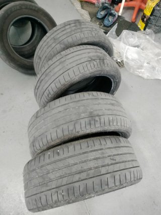 Bridgestone 225/40 R18