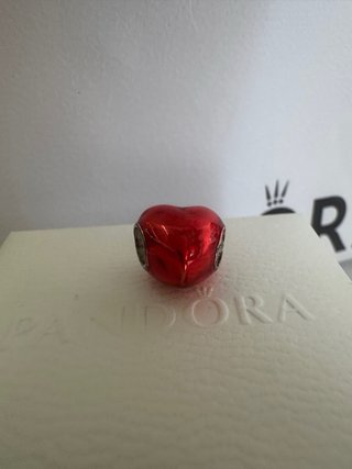 Charm Corazón Pandora Rojo