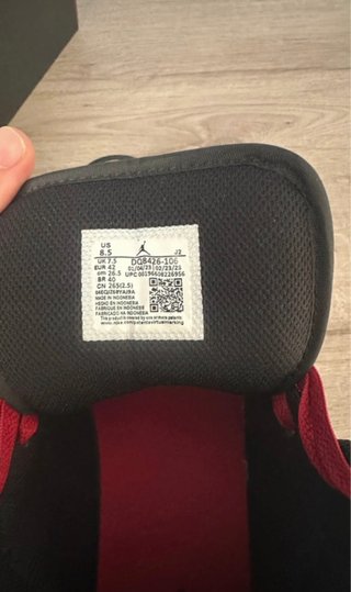 Air Jordan 1 Mid Negro Rojo Blanco