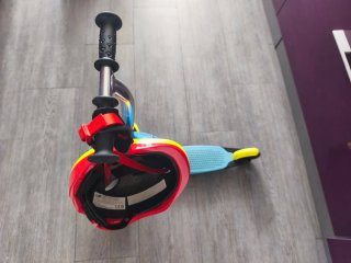 Patinete infantil 3 ruedas + casco Spiderman