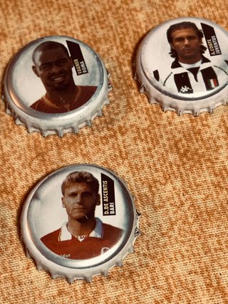 Lotto 9 Tappi Corona Calciatori anni 90