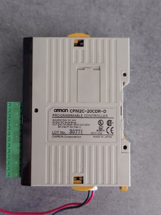 Omron CPM2C-20CDR-D Controlador Lógico Programable
