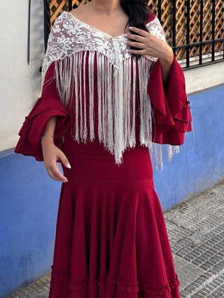 Mantoncillo Flamenco. Solo usado 1 vez.