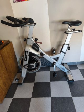 Bicicleta Spinning Tomahawk