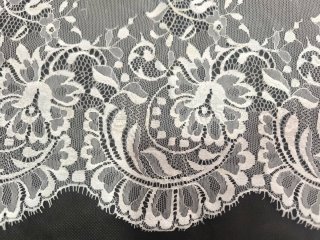 Mantilla Fallera Rectangular Encaje Blanco