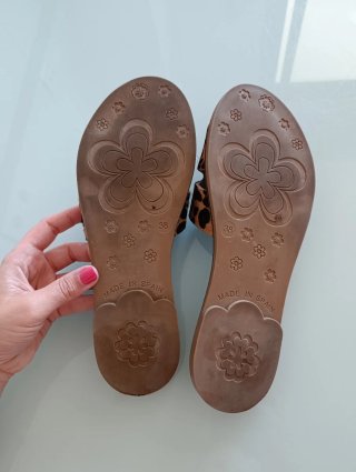 Sandalias piel Porronet leopardo talla 38