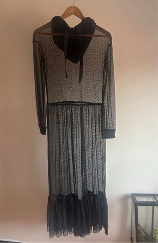 Techno Vestido de malla Negro con Capucha
