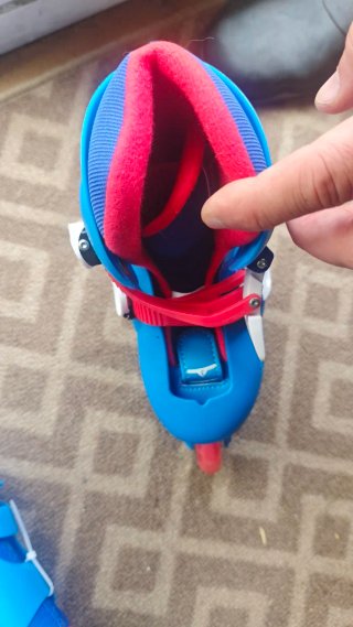 Patines Niña Oxelo Talla 26-30 + Protecciones
