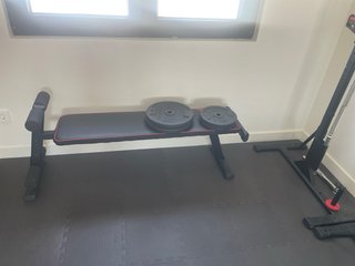 Rack gimnasio, barra, discos, banco y mancuernas
